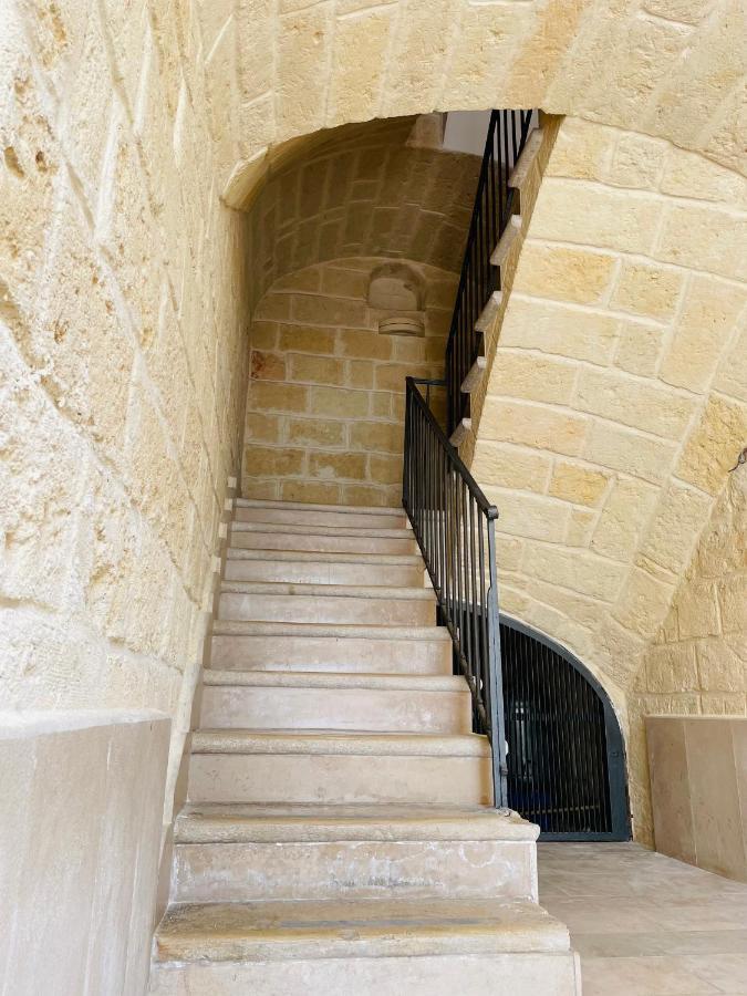 Casa Rosita-Vista Cattedrale,Mare,Tribunale E Castello Nel Pieno Centro Di Trani-Wifi 外观 照片